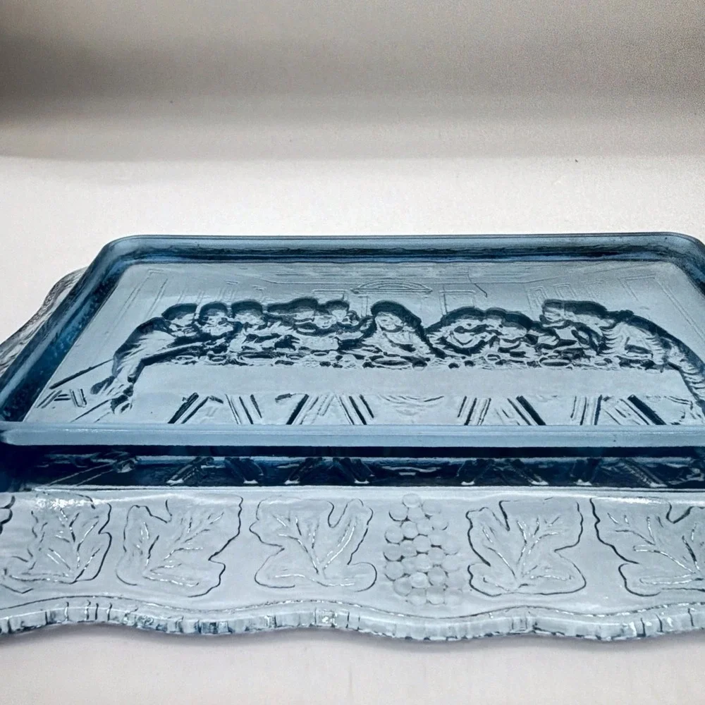 VTG Tiara Indiana Glass Light Blue Serving Tray Last Supper Relief Scalloped